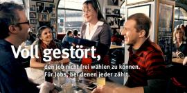 Kampagnenfoto zeigt Carina Kühne bei der Arbeit