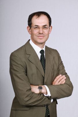 Dr. Valentin Aichele