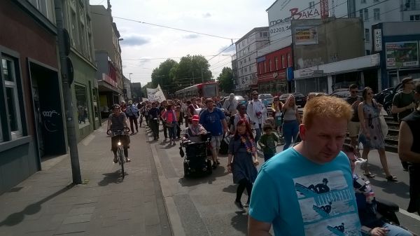 Mad Pride Parade Am Pfingstmontag In Koln Kobinet Nachrichten