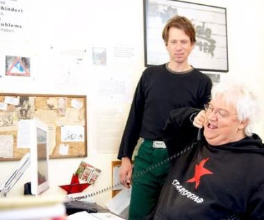 Gerlef Gleiss am Beratungstelefon