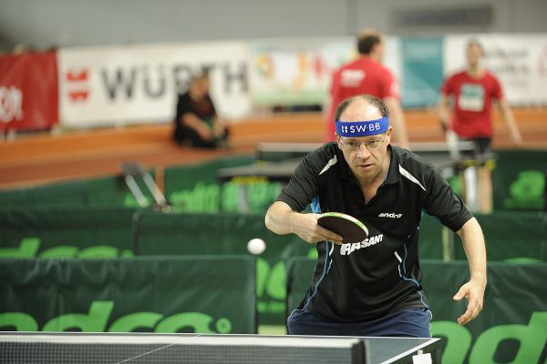Hartmut Freund an der Platte